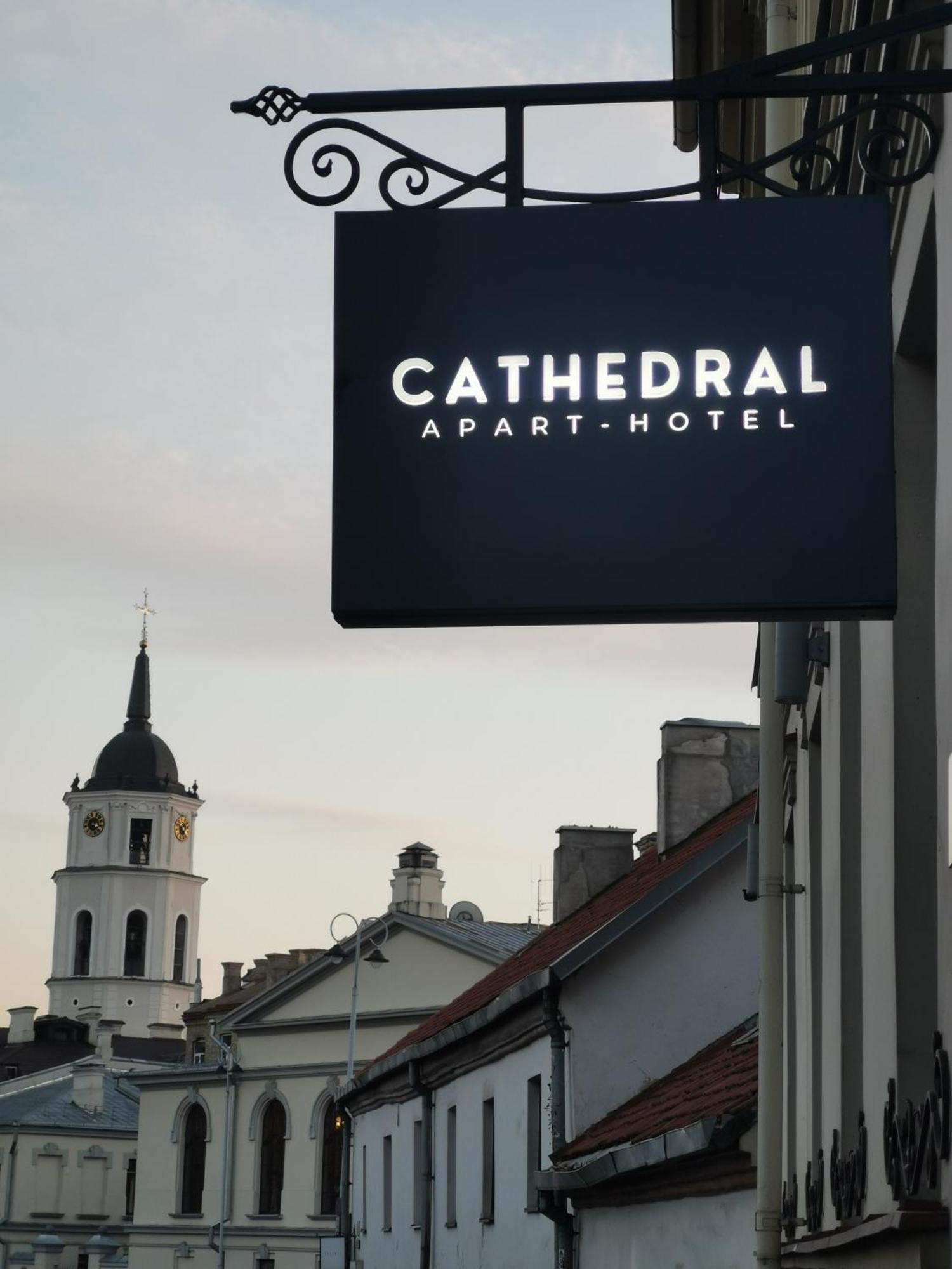 Cathedral Old Town Suites VNO Exteriör bild